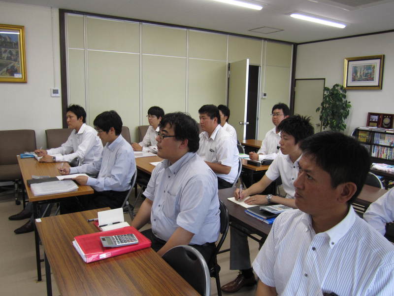 本日は第八期全体朝会
